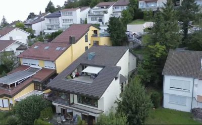 Attraktives Zweifamilienhaus in Toplage »Obere Burghalde« in Leonberg