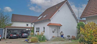 Freistehendes Einfamilienhaus mit zwei Carport-Stellplätzen in Hamm-Herringen