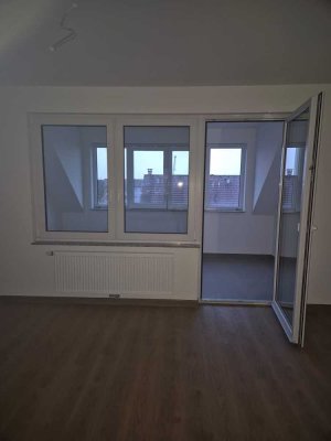 3,5 ZKB DG-Wohnung mit Wintergarten zu vermieten!