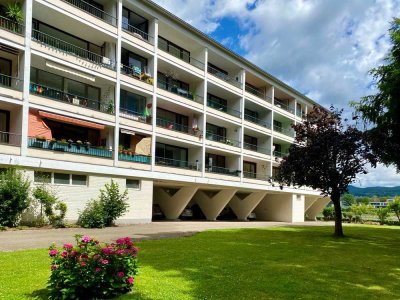 Helle Wohnung im obersten Stockwerk mit Balkon und Einbauküche in Remagen Oberwinter