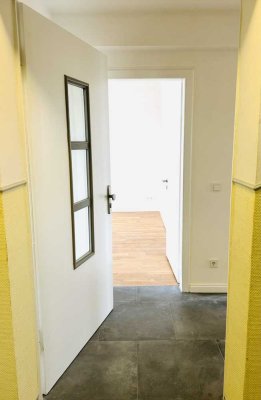 Moderne 4-Zimmer-Wohnung mit Balkon – ideal für Familien, Paare und Homeoffice-Nutzer