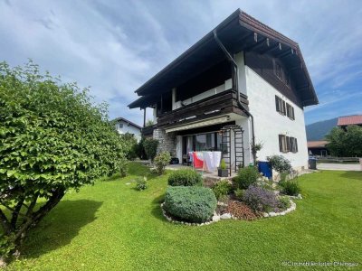 Vermietete 2 Zimmer-Erdgeschosswohnung mit Terrasse in ruhiger und sonniger Lage von Inzell.