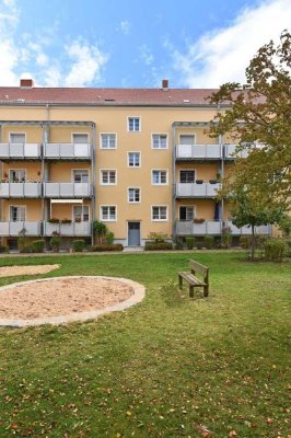 Balkon ins Grüne * Nordstadt * nähe U-bahn