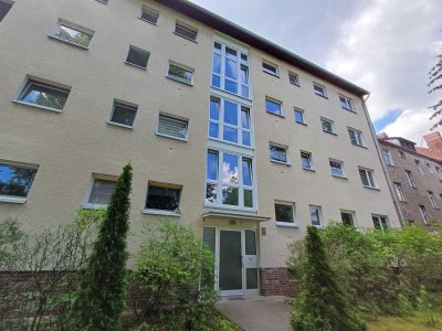 Gemütliche Wohnung mit EBK und Balkon