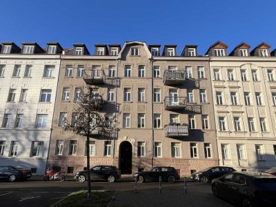 Kleine, charmante 1,5-Zimmer-Wohnung mit Balkon