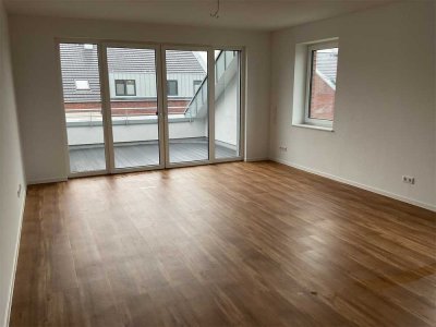 Barrierefreie 3 Zi.-Neubau-Wohnung mit Einbauküche & gemütlicher Loggia