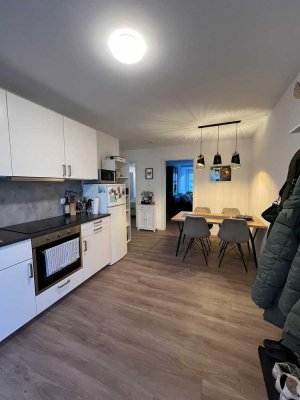 Neuwertige 2-Raum-Wohnung mit Balkon und Einbauküche in Freiburg im Breisgau