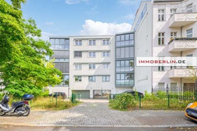 IMMOBERLIN.DE - Sehr helle Wohnung mit Südloggia, Lift + Pkw-Stellplatz beim Ku’Damm