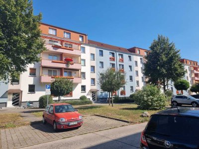 Provisionsfrei-Schöne 3-Zimmer-Wohnung mit Balkon und Einbauküche in Neubrandenburg