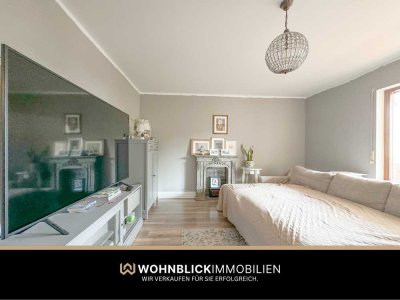 **Schöne 3,5-Zimmer-Wohnung mit Balkon & EBK**