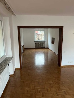 Helle 4,5 Zimmer-Wohnung mit großer Terrasse in Berenbostel