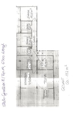 Schöne 4 Zimmer Wohnung mit großer Dachterrasse in ruhiger und sonniger Lage.