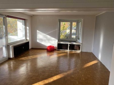 Attraktive 3,5-Zimmer-Wohnung mit Balkon in Bochum