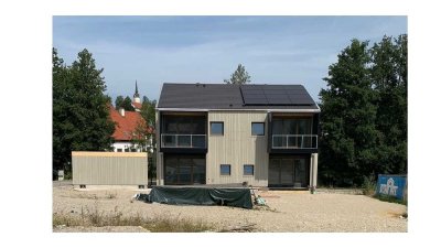 Neubau-Erstbezug modernes  DHH in Splitlevel-Bauweise, PV-Anlage, Balkon, Keller, 2 Stellplätze