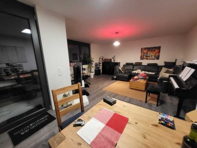 Exklusive 3-Raum-Penthouse-Wohnung mit Dachterasse und EBK in Dortmund