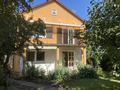 Freist. EFH mit 5 Zimmern in Niefern, gute Lage, großer Garten