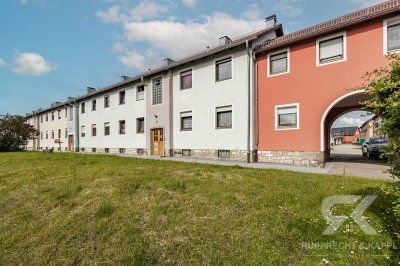 Gemütliche 2-Zi-EG-Eigentumswohnung mit Garage in Maxhütte-Haidhof – Für Kapitalanleger oder Singles