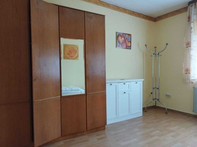 Erdgeschosswohnung mit einem Zimmer in Kelsterbach