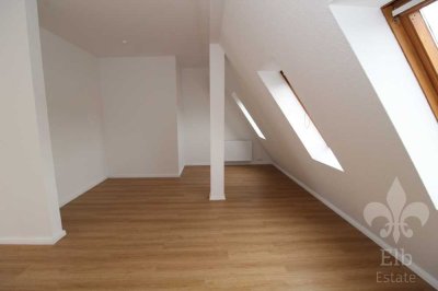 Stadtfeld OST - Appartement mit Balkon im Dachgeschoss