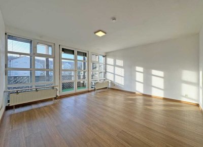 Attraktives 1-Zimmer Appartement in schöner Lage mit überdachtem Balkon und Außenstellplatz