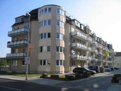 2,5 Zimmer Neubau Wohnung mit EBK, Laminat und Balkon in Magdeburg-Sudenburg