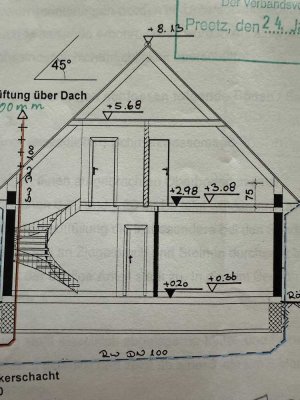 Achtung reserviert!!!Günstiges, vollständig renoviertes 4-Zimmer-Einfamilienhaus in Preetz