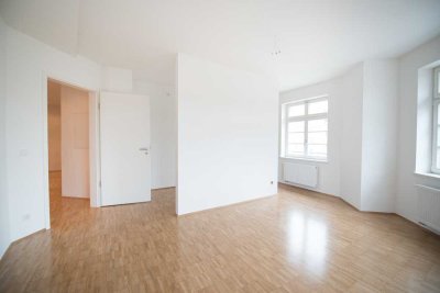 Im April einziehen!!!! 2 Raumwohnung mit Blick auf den Park