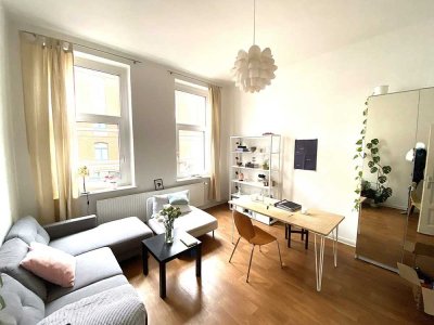 Beletage! Helle 4 Zimmer Altbauwohnung mit Garage in zentraler Lage...