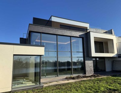 Moderne Architektenvilla mit traumhaftem Rheinblick