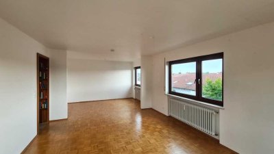 *** Helle 3,5 Zimmer-Wohnung in ruhiger Lage von Münchingen! ***