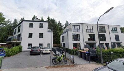 Großzügiges 4,5 Zimmer-Stadthaus mit Balkon und Terrasse