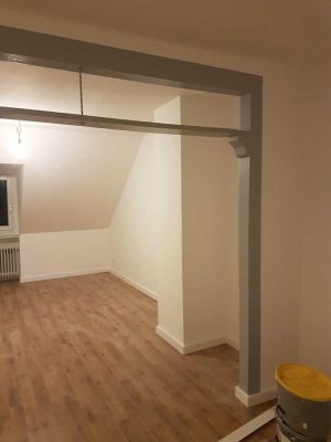 renovierte 3-Zimmer-Dachgeschosswohnung zur Miete in Wuppertal-Elberfeld