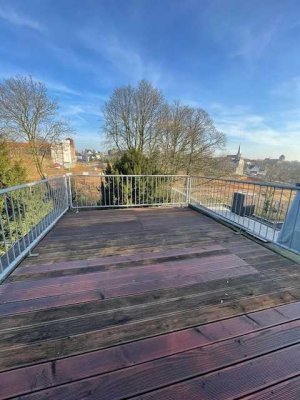 Schöne Terrassenwohnung im Herzen der Stadt in A Lage