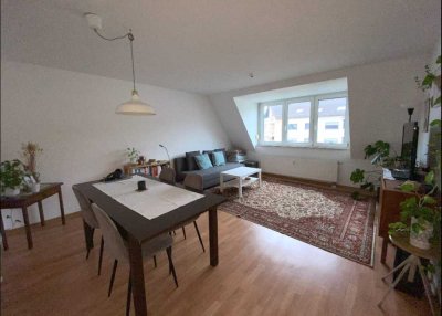 3-Zimmer-Wohnung mit Balkon und EBK in Karlsruhe