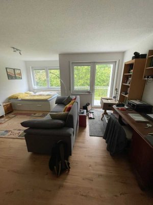 Studenten aufgepasst: ** Single - Wohnung mit Einbauküche und Balkon**