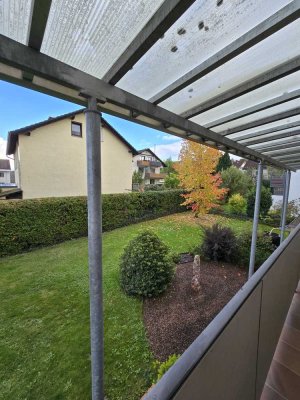 Erstbezug nach Sanierung mit Balkon und Einbauküche: Geschmackvolle 3-Zimmer-Wohnung