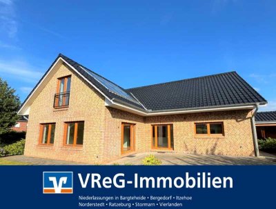 Ihr neues Traumhaus? - Elegantes Einfamilienhaus mit Potenzial zum Zweifamilienhaus sucht Sie!