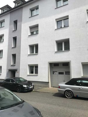 Ansprechende 6,5-Zimmer-Wohnung mit gehobener Innenausstattung in Remscheid