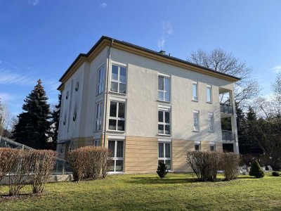 Leerstehende 3-Zimmer-Eigentumswohnung in Park-Grundstück im Leipziger Neuseenland.