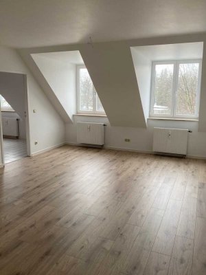 Schöne 3-Zimmer-Wohnung mit EBK und Wanne in ruhiger Lage