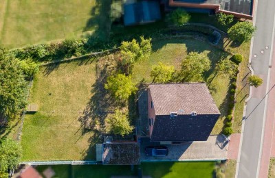 Einfamilienhaus auf großem Eigentumsgrundstück in ruhiger, zentraler Lage nähe Bahnhof