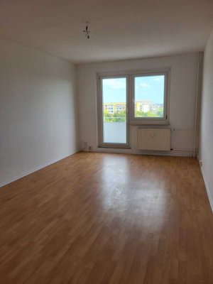 Gefragte Familienwohnung mit Balkon, ohne Kaution!