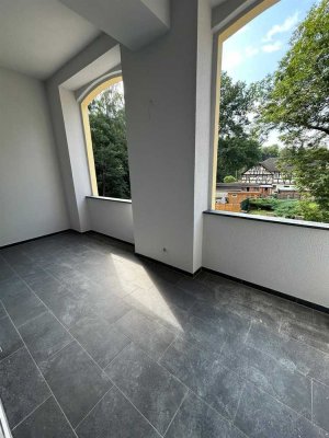 Erstbezug nach San.! Großzügige 5-Zimmer Loft mit Wanne, Dusche und Riesenloggia in ruhiger Lage!