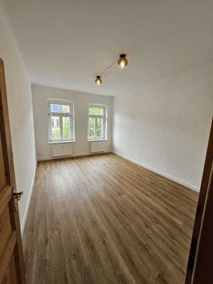 Geschmackvolle 2-Zimmer-Wohnung mit gehobener Innenausstattung mit Balkon in Leipzig