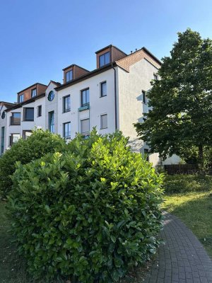 Erstbezug nach Sanierung! Zweizimmerwohnung mit Sonnenbalkon in gepflegter Wohnanlage in Wesseling