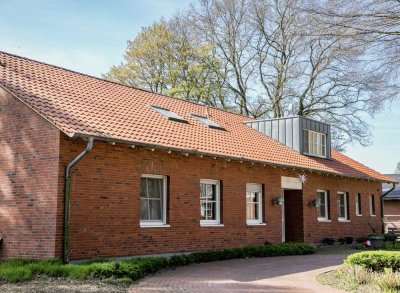 Einfamilienhaus in ruhiger Alleinlage mit wunderschönem Blick ins Grüne