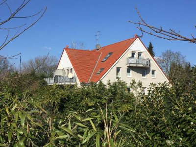 Traumhafte 2-Zimmer-Wohnung mit Balkon in herrlicher Rheinlage!