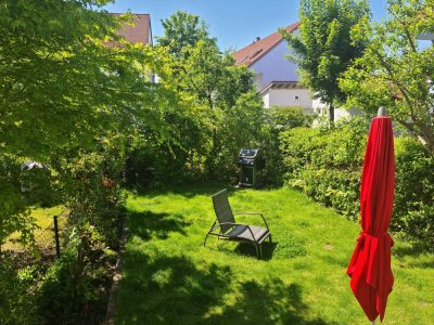 Sonnige, ruhige 2,5 Zimmer Garten Wohnung mit 95 m² Nutzfläche in ruhiger Lage (S2))