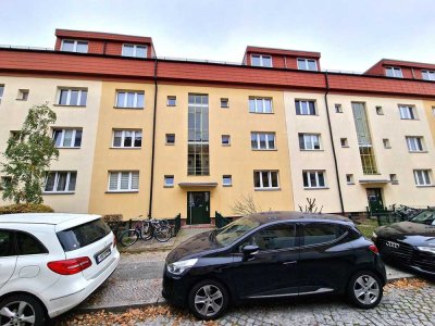 Reinickendorf; Kapitalanlage! Ruhige und gepflegte 2-Zimmer-Wohnung mit Balkon