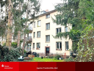 Frankfurt-Dornbusch! MFH – Bj. ca. 1935 - mit ca. 564 m² Wohnfläche und 621 m² Grundstück.